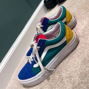 2018 Limited Edition Vans Multicolor Adult Shoe